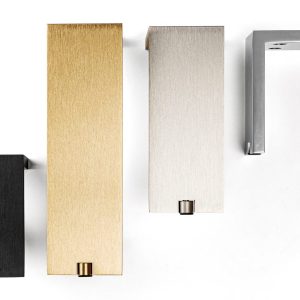 Viefe Möbelfuß FONDA aus Aluminium eckig höhenverstellbar, Chrom poliert – 150 mm
