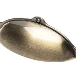 Gedotec Möbelgriff ALEXANDRIA aus Metall, BA 64 mm, Messing antik