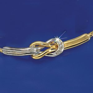 Kreuzknoten-Collier