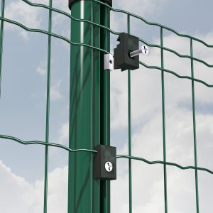 Zaunpfahl mit verstellbaren Spanndrahthaltern