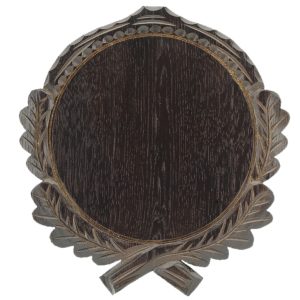 Keilerschild geschnitzt, dunkel