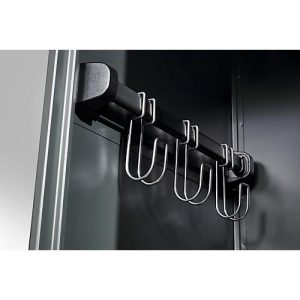 Feuerwehrspind C+P Evolo Kombi, 2 Abteile für 1 Person, ohne Helmhalter, Bodengleiter, B 700 x T 500 x H 1850 mm, RAL 3000 Feuerrot