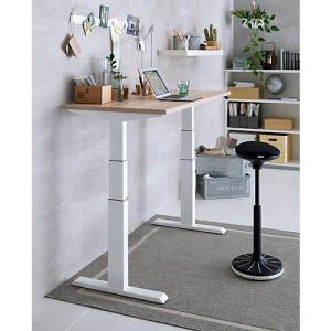 Schäfer Shop Select Home Office Schreibtisch, elektrisch höhenverstellbar, Rechteck, T-Fuß, B 1300 x T 650 x H 640-1300 mm, Wildeiche/weißaluminium