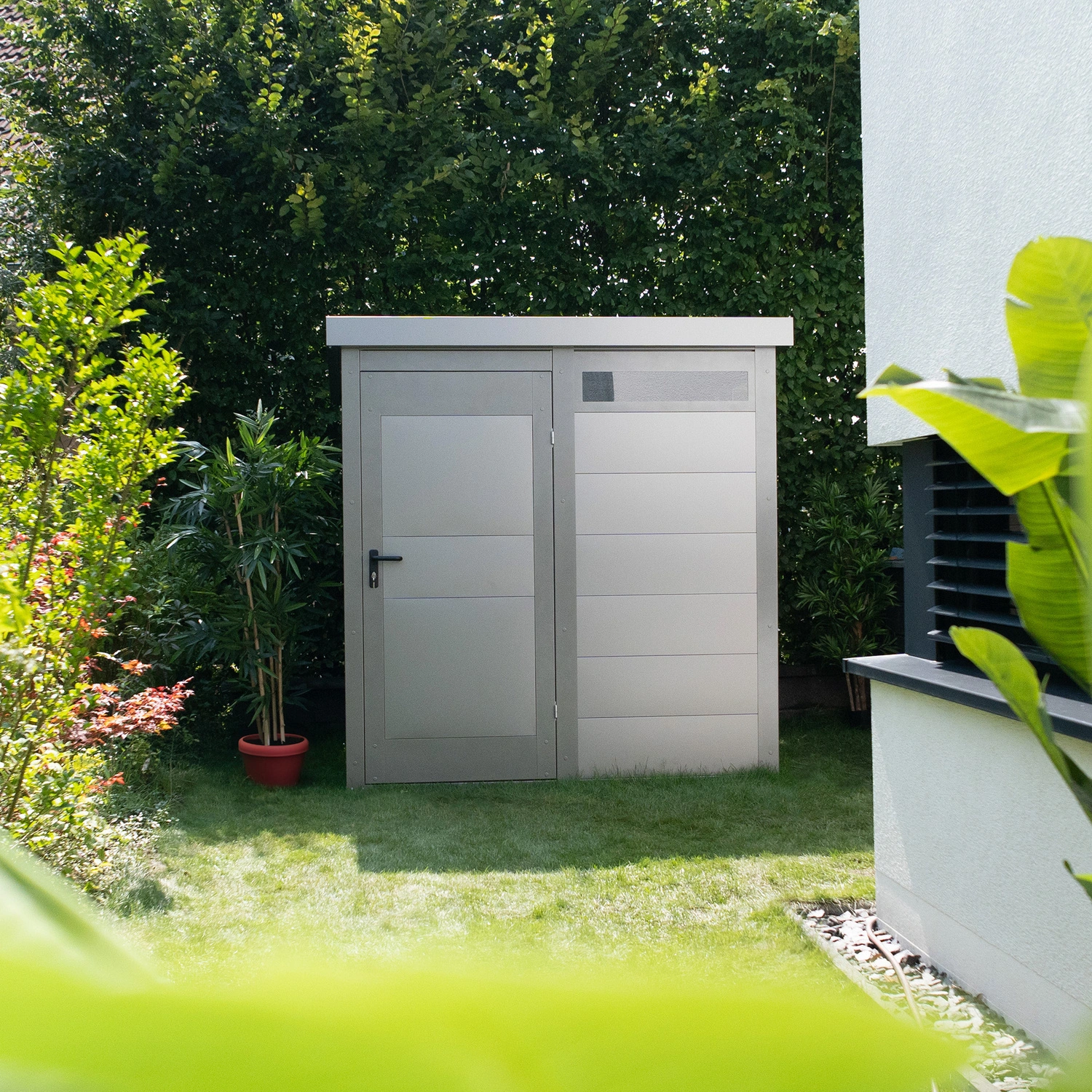 Gerätehaus »Shape«, BxT: 394 x 201 cm, mit Oberlicht, graualuminium