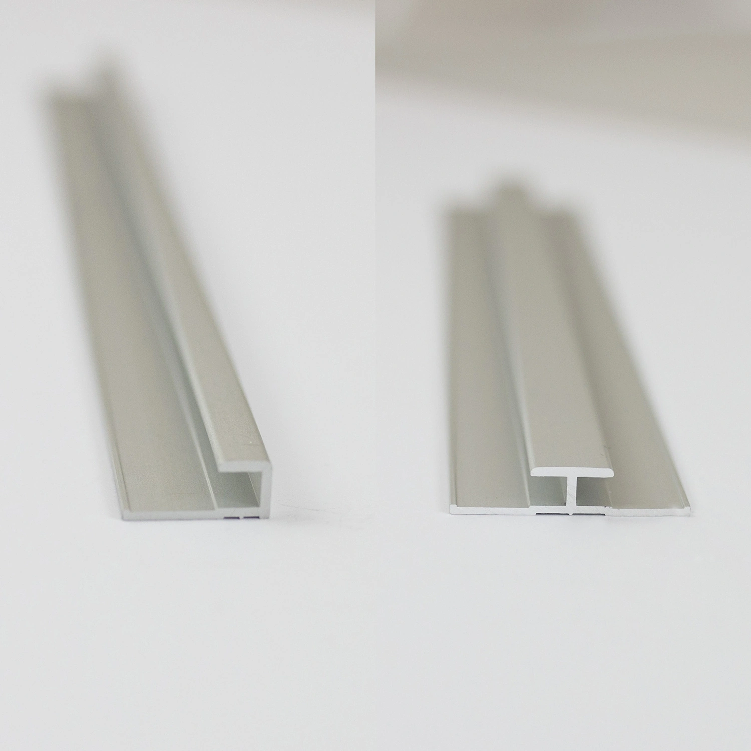 Profil »Q72«, 2 L 2550 alu silber, 2x Abschluss gerade 1x Verbindungsprofil