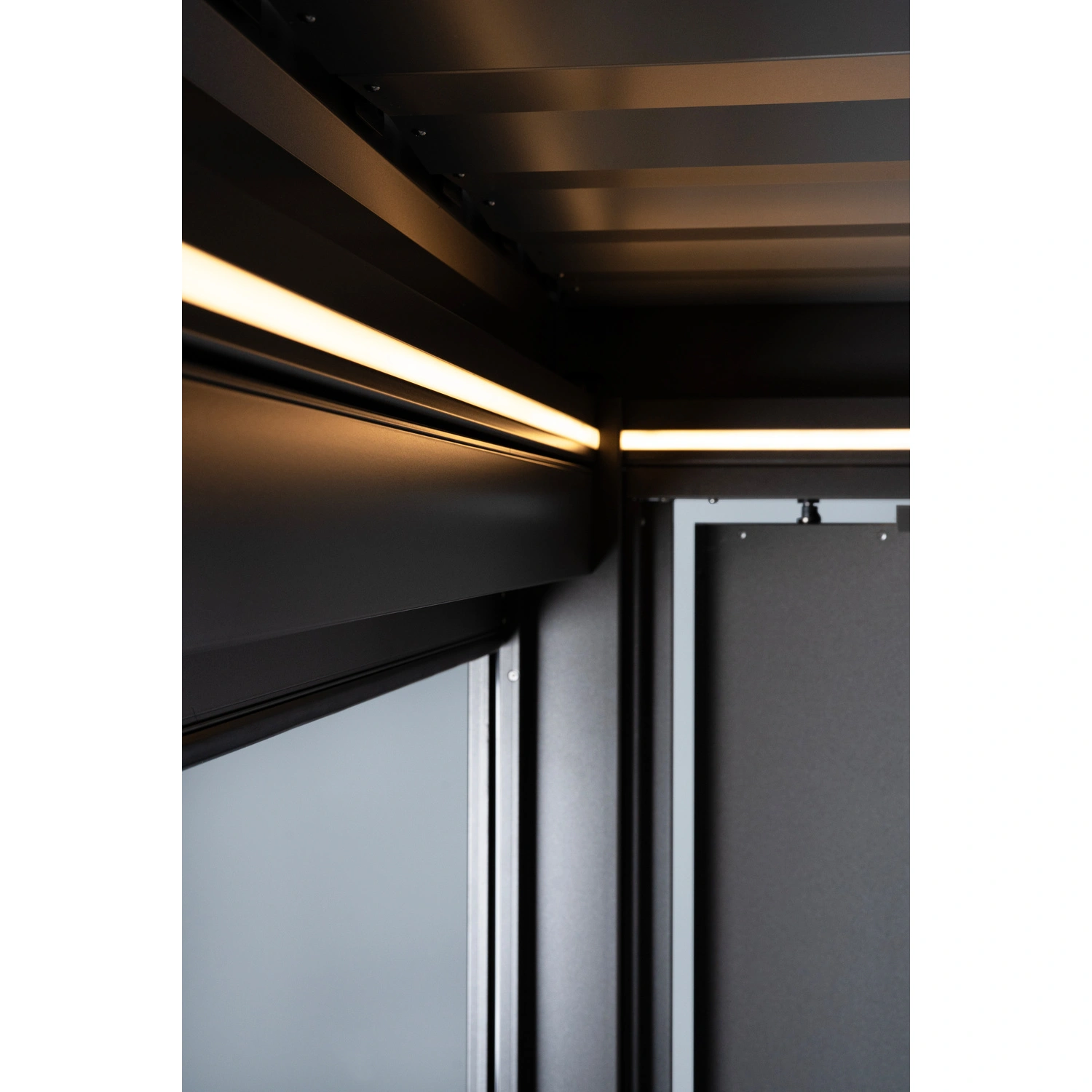 Beleuchtung, BxHxT: 1,7 x 1,7 x 700 cm, weiß