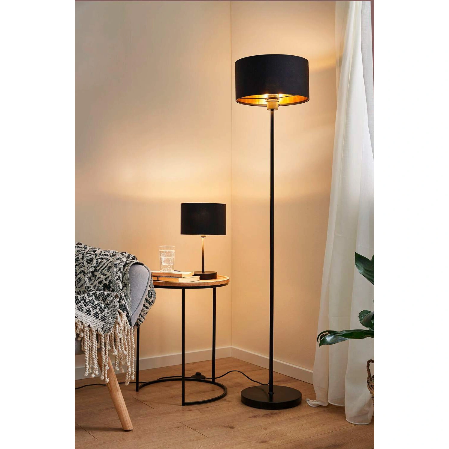 Stehleuchte »Liperi«, E27, schwarz-goldfarben, H: 141,5 cm